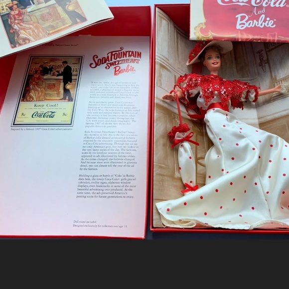 COCA COLA
   Soda Fountain Sweetheart Barbie 1st - Picture 1 of 3